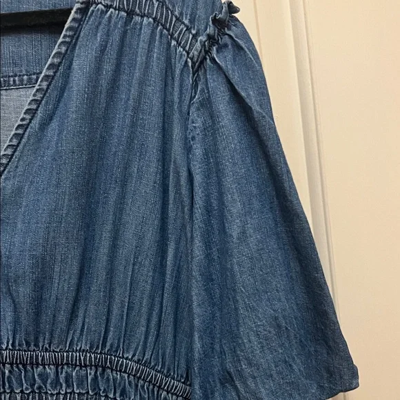 Pilcro puff sleeve V-Neck Denim Midi Dress with Smocked Waist M - Picture 7 of 13